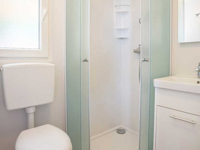 campsite-galeb-relax-42-mobile-homes-bathroom