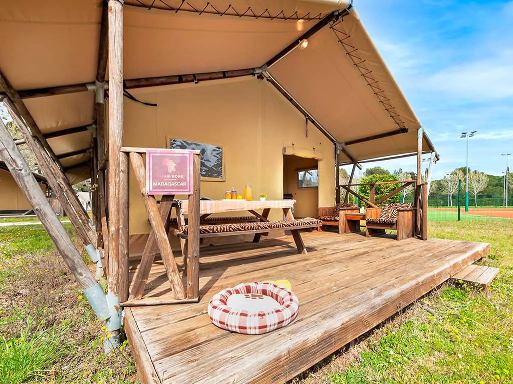 comfort-glamping-tent-terrace-i