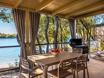 istra-premium-camping-resort-orlandin-premium-camping-home-exterior-terrace-sea-view