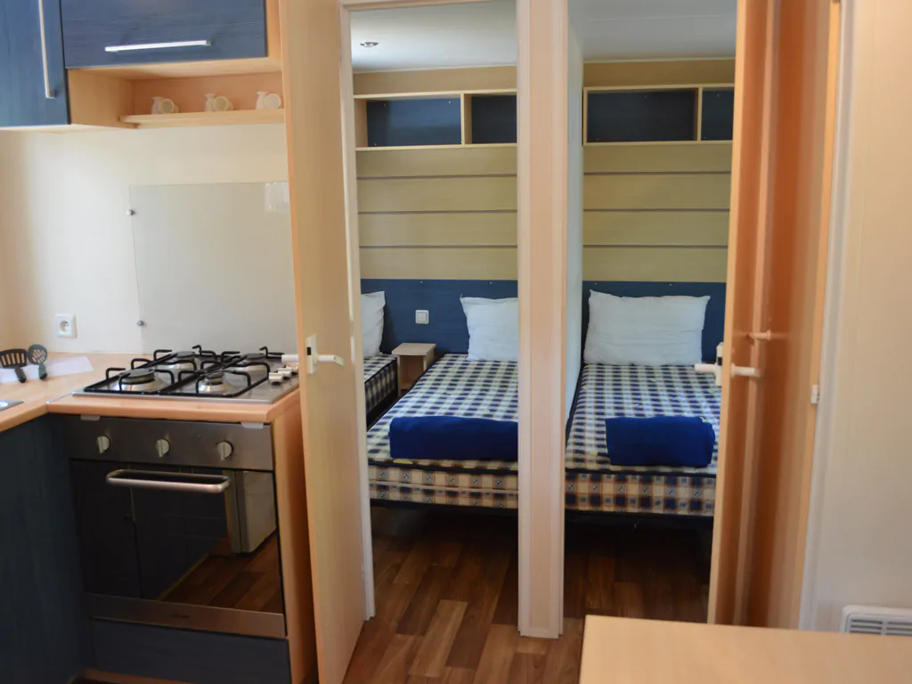 mobile-home-grand-750-2-cd-interior-bedrooms-2