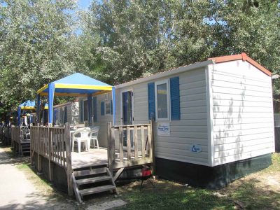 mobile-home-happy-standard-exterior-3-5