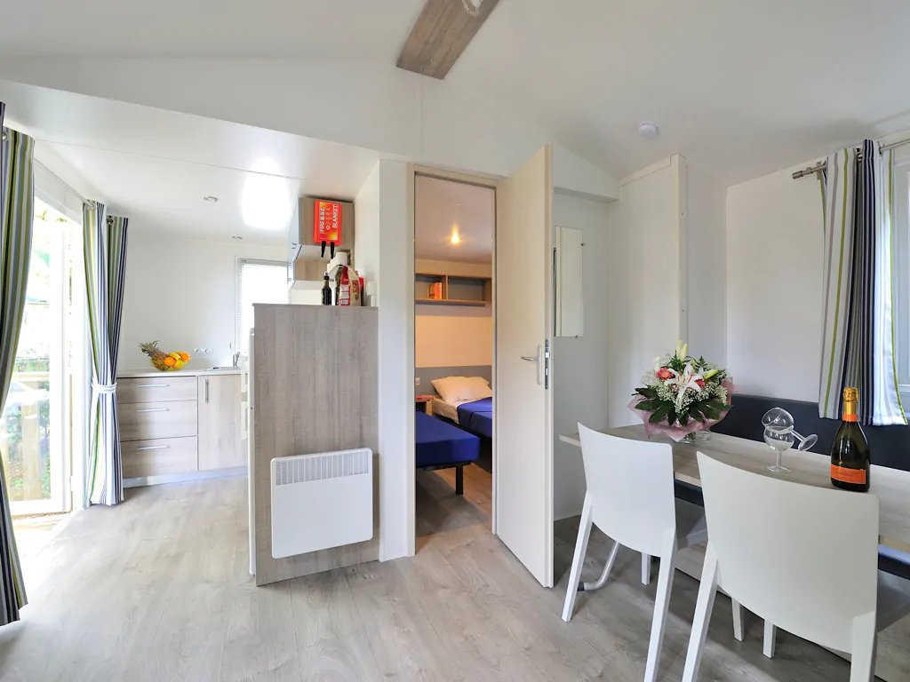 mobile-home-riviera-750-2-interior-living-room-3