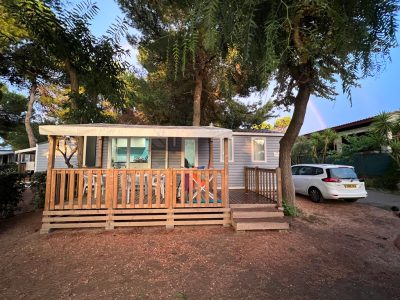 riviera-860-3-cd-exterior-mobile-home-terrace-entrance
