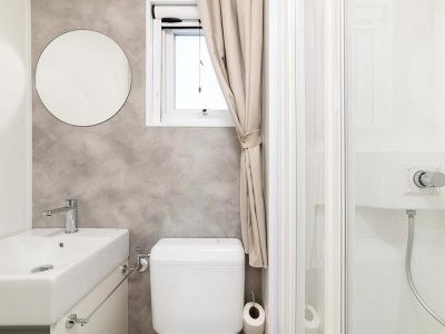 camping-park-umag-mobile-homes-premium-bathroom-2-3