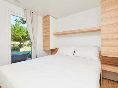 camping-park-umag-mobile-homes-premium-bedroom-2-3