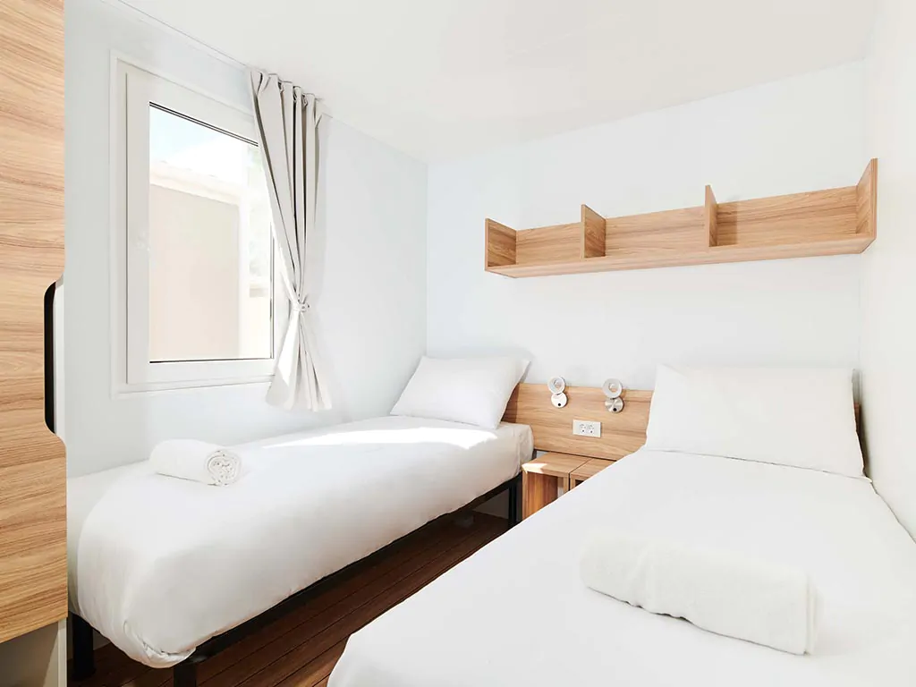 camping-park-umag-mobile-homes-premium-bedroom-5