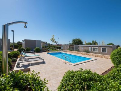 camping-park-umag-mobile-homes-premium-exterior-pool-2