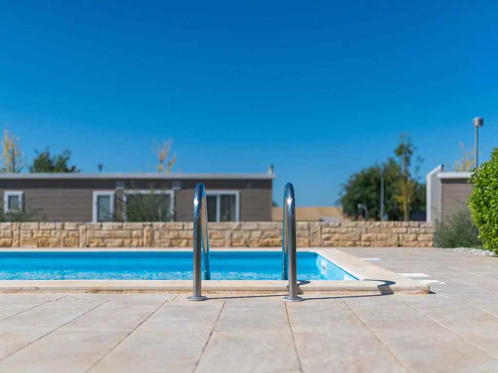 camping-park-umag-mobile-homes-premium-exterior-pool-3