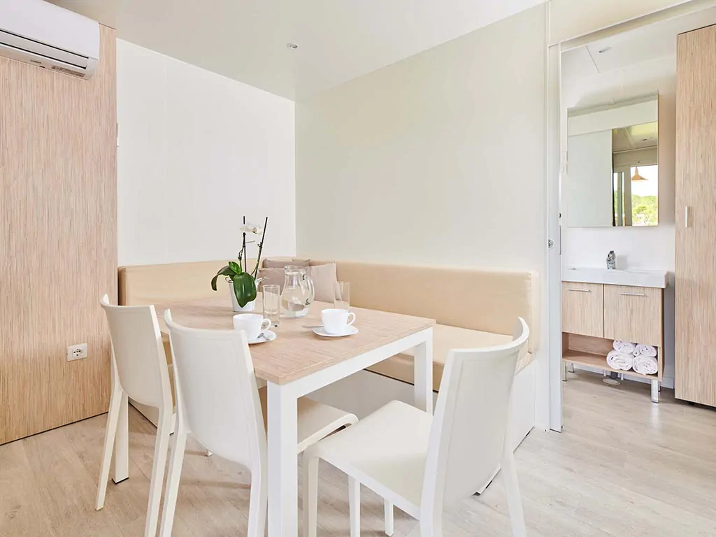 camping-stella-maris-mobile-homes-superior-interior