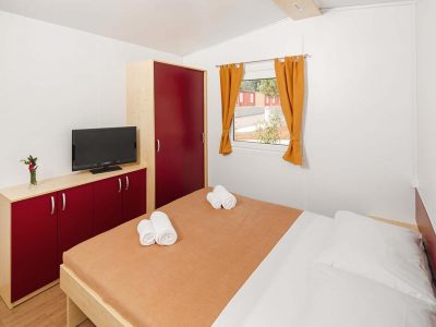 campingin-park-umag-mobile-homes-premium-family-bedroom