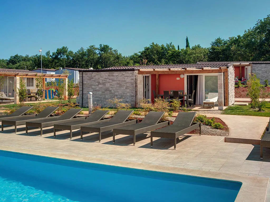 campingin-park-umag-mobile-homes-premium-family-exterior-2