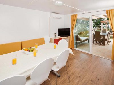 campingin-park-umag-mobile-homes-premium-family-interior