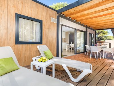 camping-stoja-camping-villa-sea-view-exterior-terrace