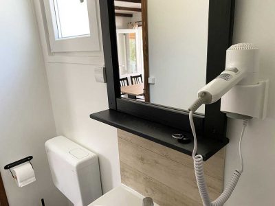 campsite-piccolo-mobile-homes-bathroom