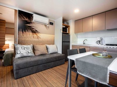 campsite-porton-biondi-mobile-homes-with-pool-interior-i
