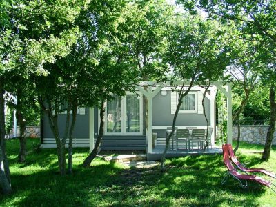 campsite-village-zrmanja-lux-mobile-homes-exterior