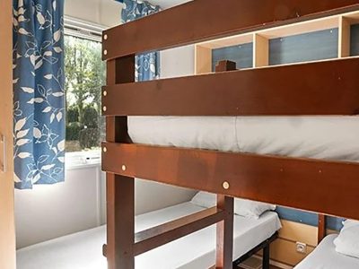 amadra-park-sibenik-mobile-home-comfort-interior-bedroom-bunk-bed
