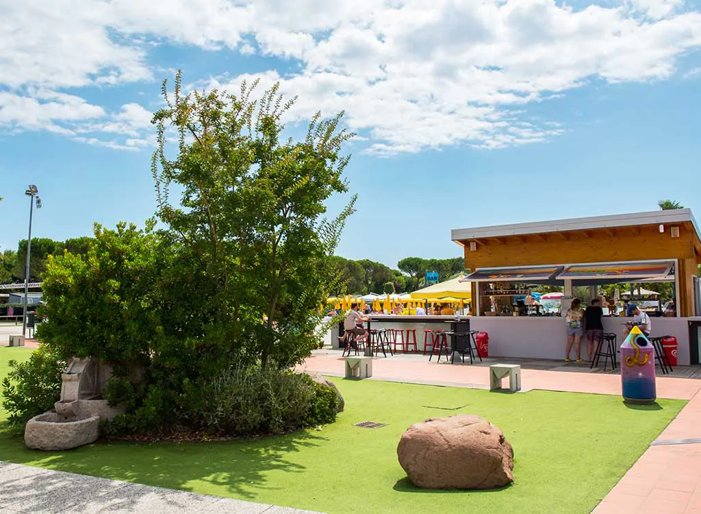 camping-village-portofelice-campsite-area