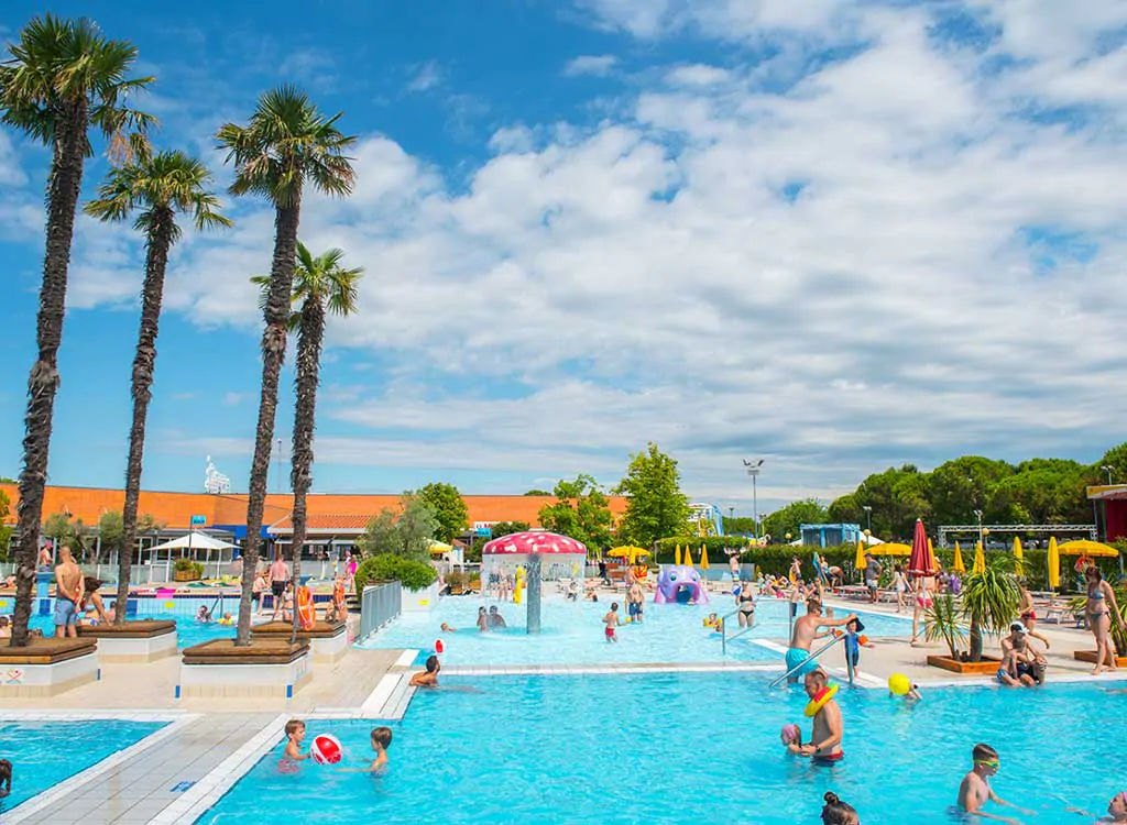 camping-village-portofelice-pools-iv
