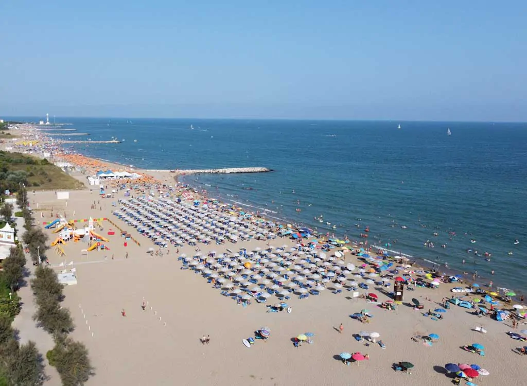 santangelo-village-beach