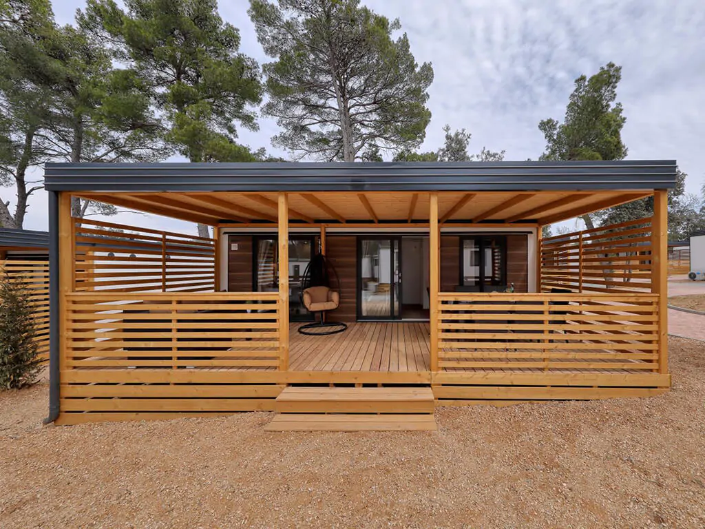 camspite-park-soline-mobile-home-de-lux-exterior