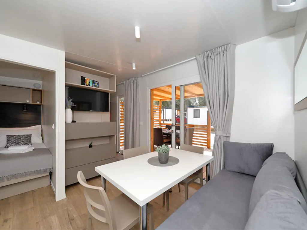 camspite-park-soline-mobile-home-de-lux-interior-living-room