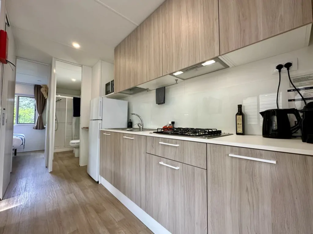 union-lido-park-resort-estivo-compact-interior-kitchen-ii