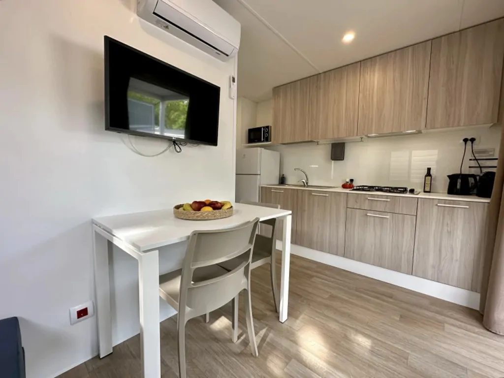 union-lido-park-resort-estivo-compact-interior-living-room