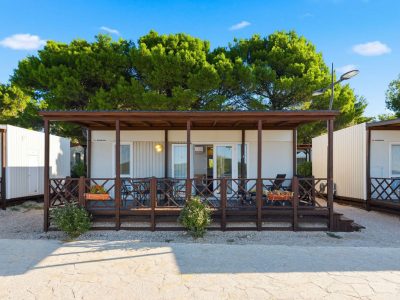 amadria-park-sibenik-premium-beach-mobile-home-exterior-frontview