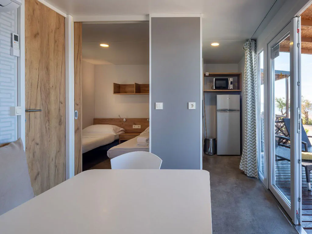 amadria-park-sibenik-premium-beach-mobile-home-interior-livingroom