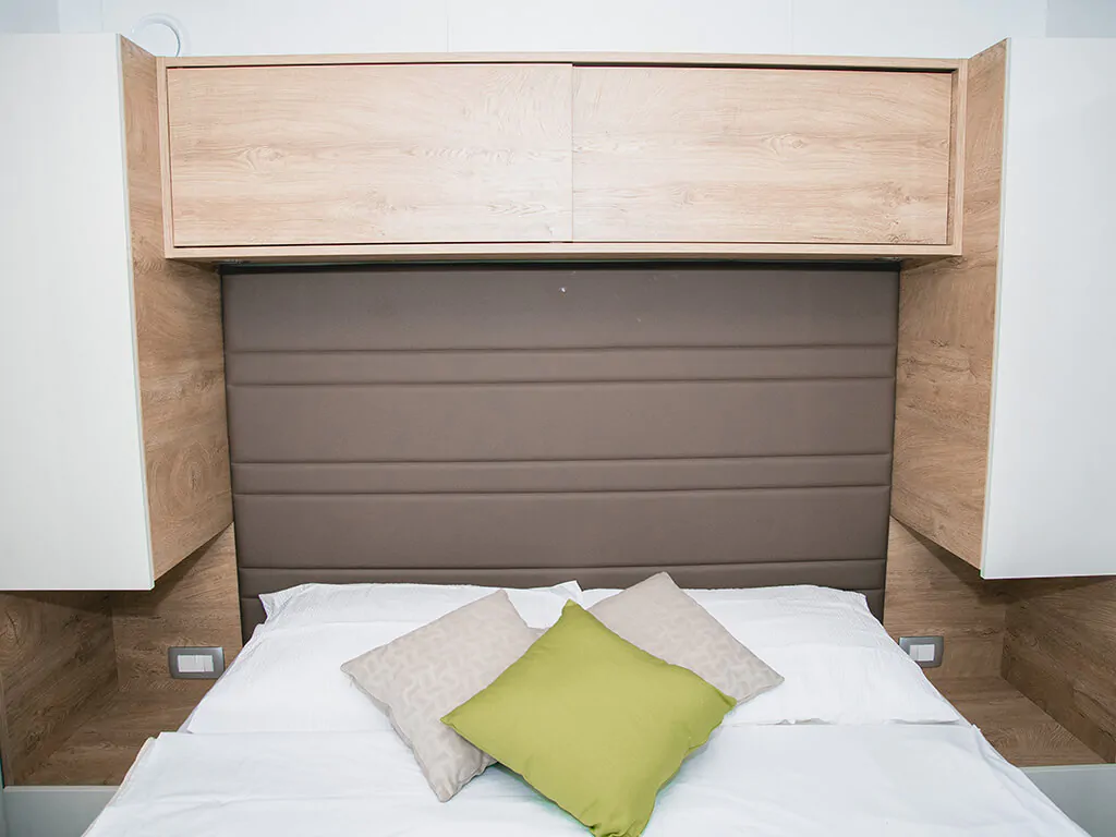 big-bear-plitvice-resort-bedroom-interior-of-mobile-home-superior-luxe-iii