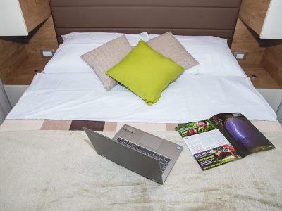 big-bear-plitvice-resort-double-bedroom-interior-of-mobile-home-ii