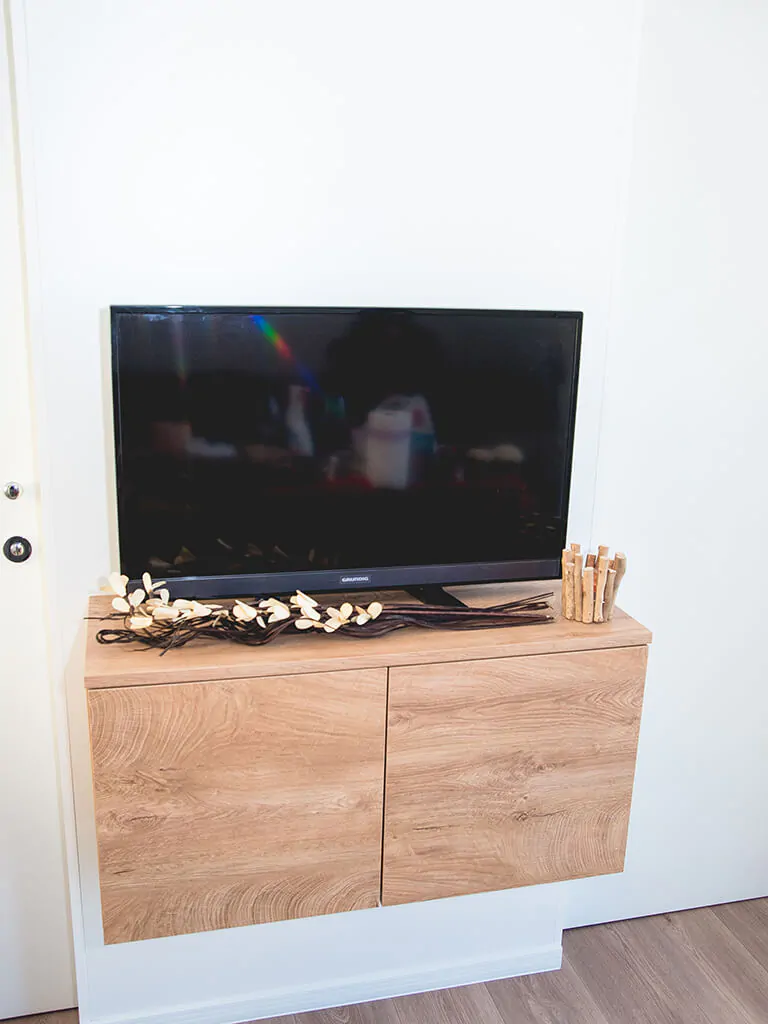 big-bear-plitvice-resort-interior-of-mobile-home-iv
