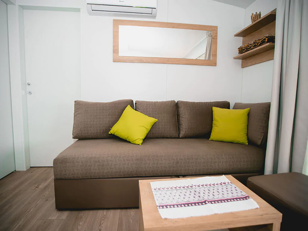 big-bear-plitvice-resort-interior-of-mobile-homes-vii-2