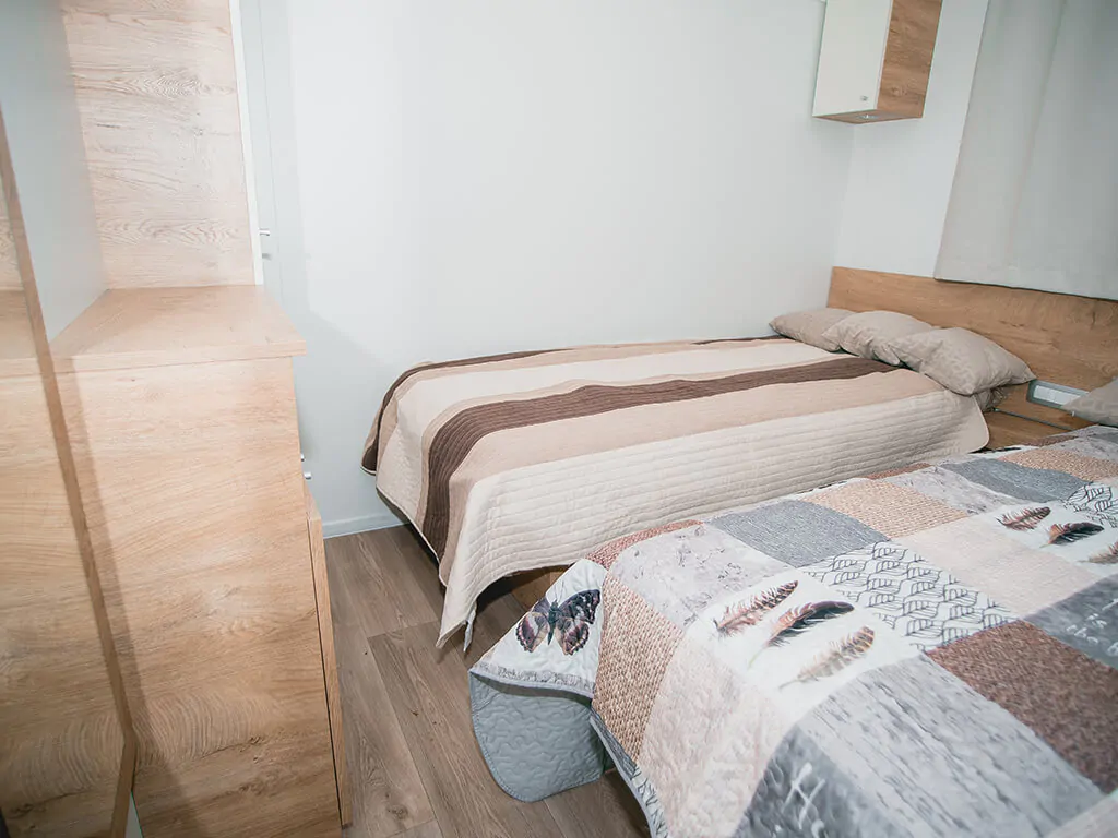 big-bear-plitvice-resort-interior-of-mobile-homes-xvi