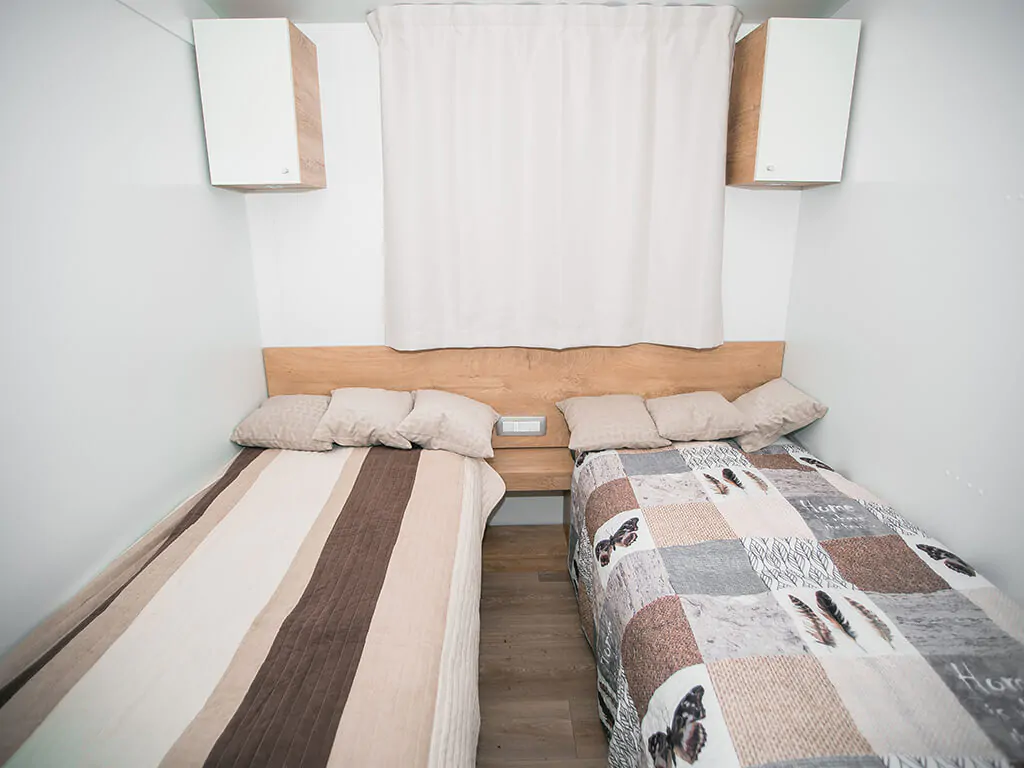 big-bear-plitvice-resort-interior-of-mobile-homes-xvii-2