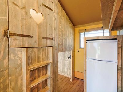 camping-park-umag-family-glamping-tent-interior-4