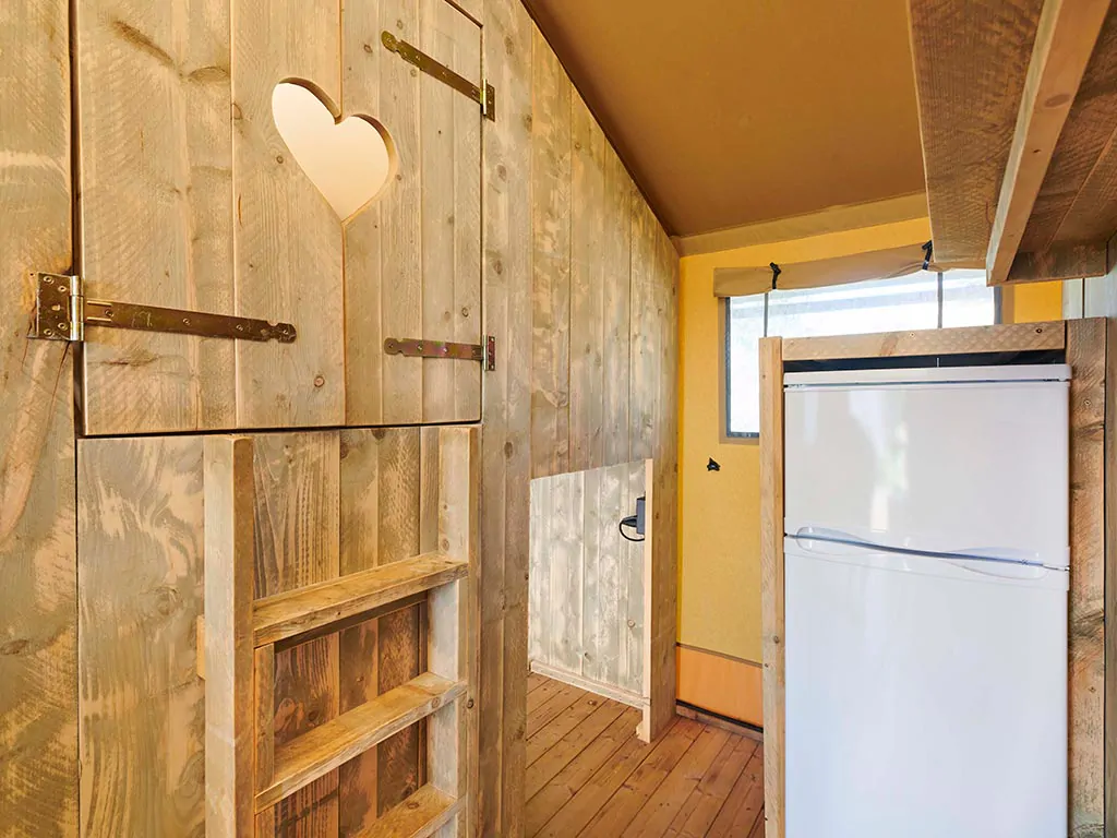 camping-park-umag-family-glamping-tent-interior-4