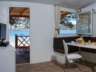camping-perna-mobile-homes-bianca-premium-near-the-sea-i-2