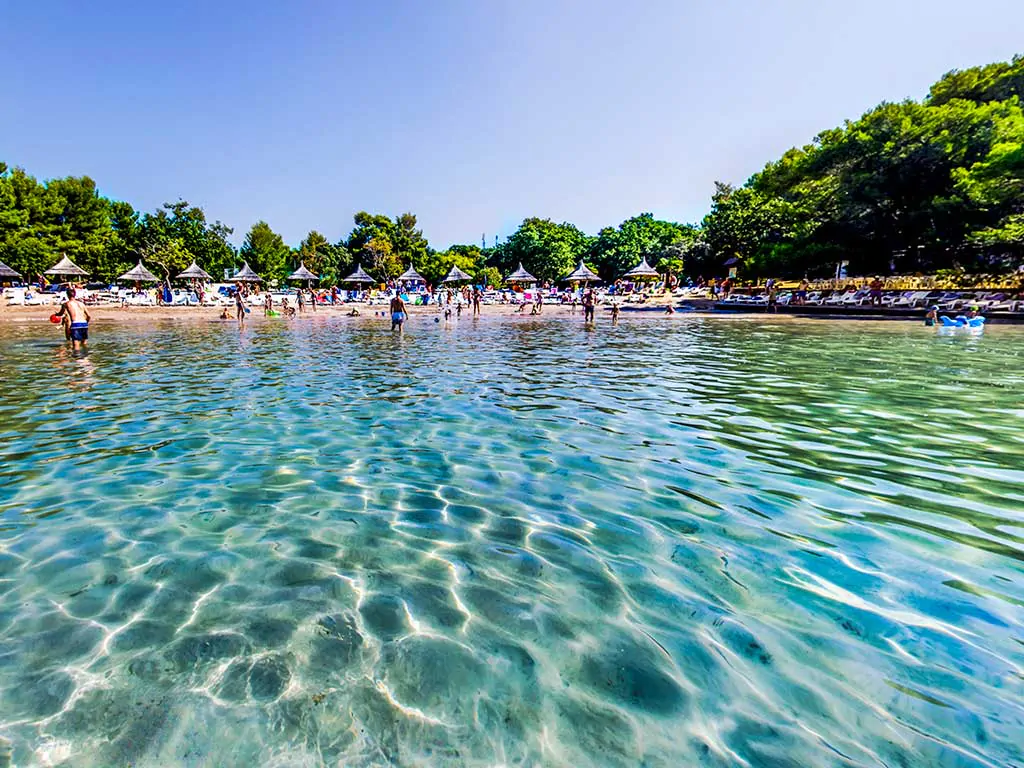 camping-pine-beach-pakostane-beach-i