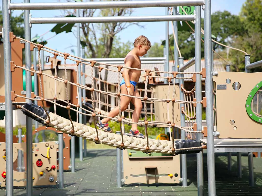 camping-pine-beach-pakostane-children-playground-iii