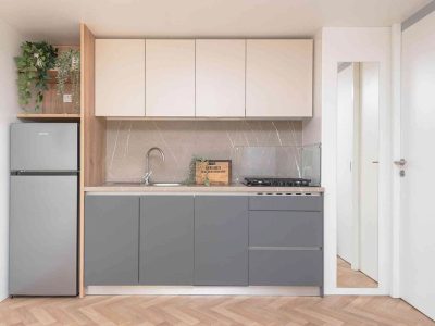 campsite-stobrec-split-mobile-homes-comfort-split-interior-kitchen-refrigerator