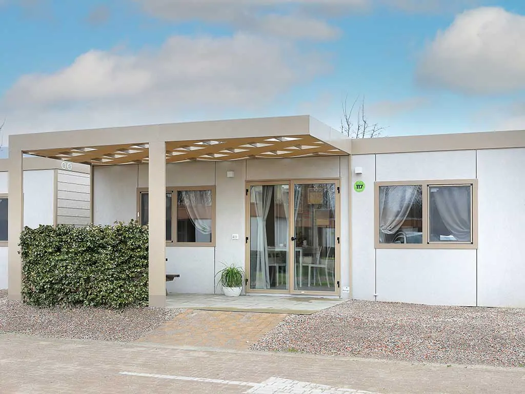 chalet-plus-mobile-homes-exterior