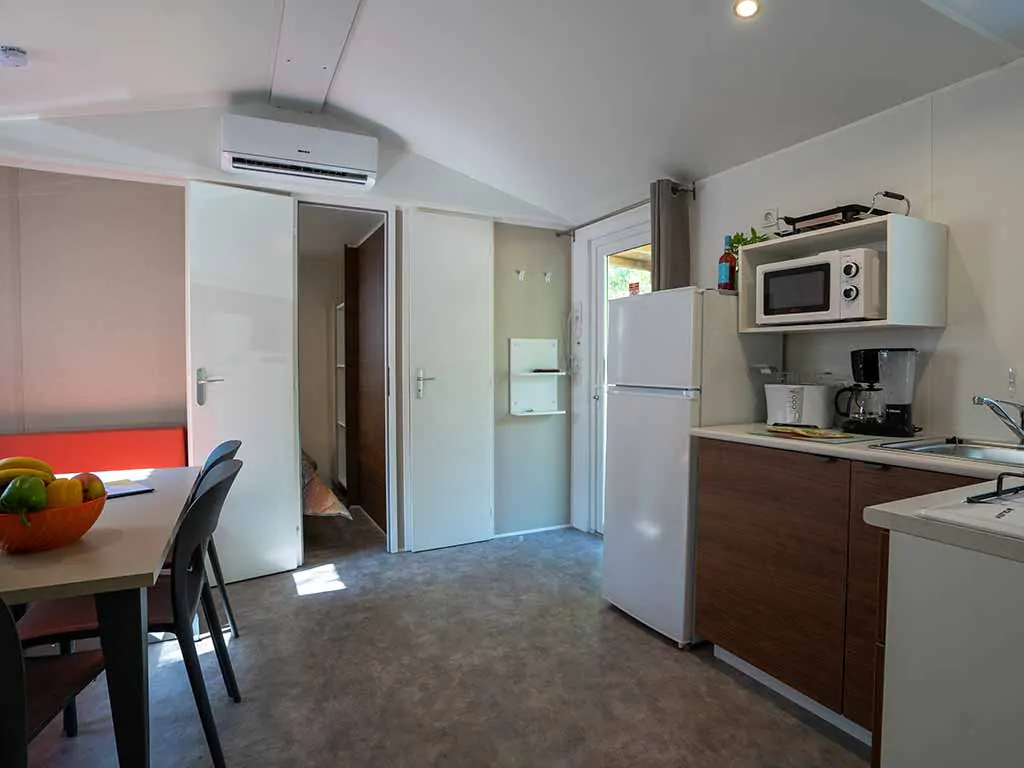 mobile-home-happy-premium-suite-interior-3-3