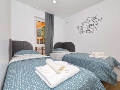 pine-beach-pakostane-mobile-homes-bedroom-ii-2