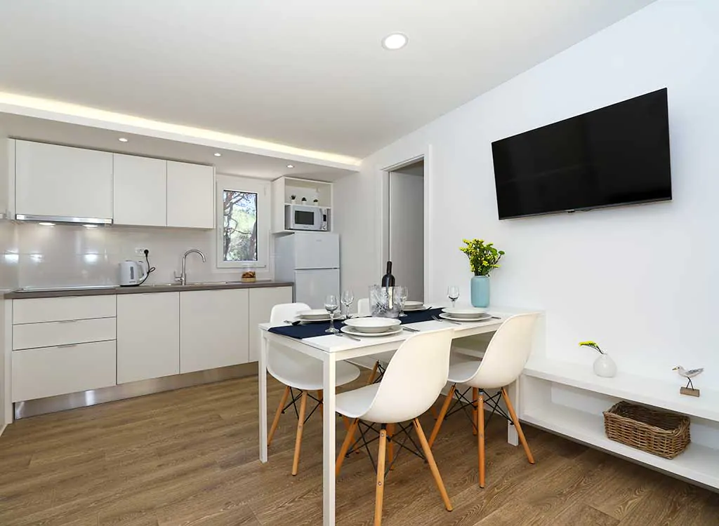 pine-beach-pakostane-mobile-homes-kitchen-2
