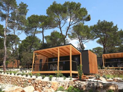 pine-beach-pakostane-premium-mobile-homes-exterior