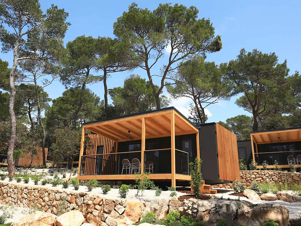 pine-beach-pakostane-premium-mobile-homes-exterior