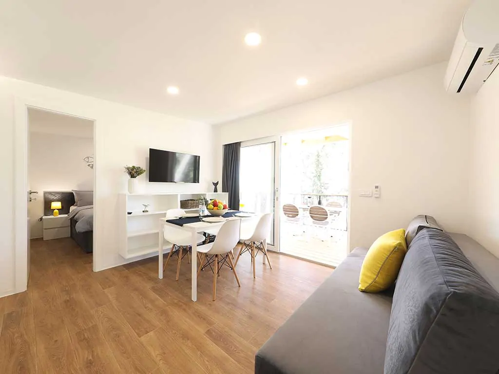 pine-beach-pakostane-premium-mobile-homes-interior-i