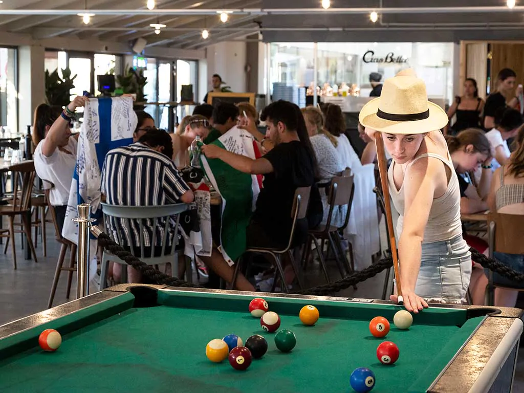 venezia-camping-in-town-billiard